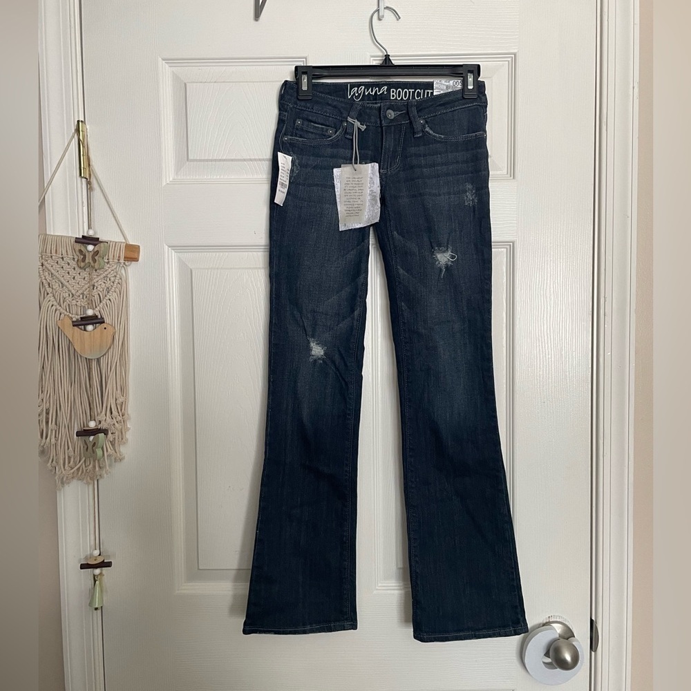 NWT Bullhead Flare Laguna Bootcut Women's Jeans - Dark Blue 00S